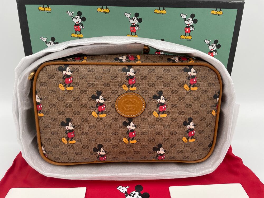 NEW GUCCI x DISNEY MICKEY MOUSE WAIST BELT CROSSBODY FANNY PACK AUTHENTIC BOX!